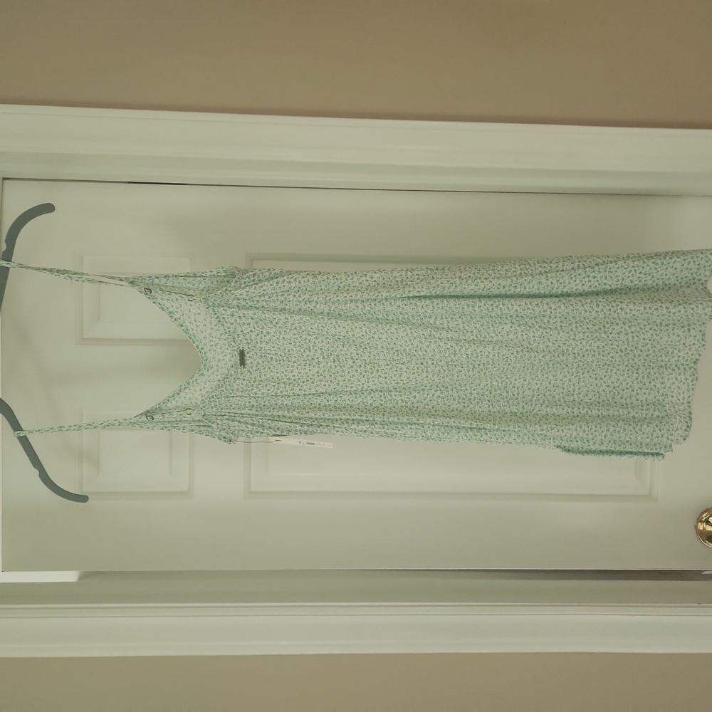 New Billabong slip dress - Picture 2 of 4